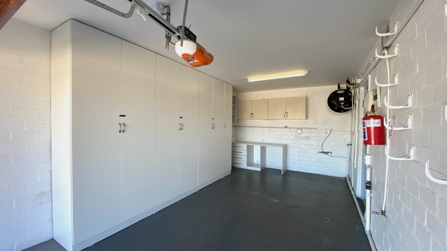 2 Bedroom Property for Sale in Dwarskersbos Western Cape